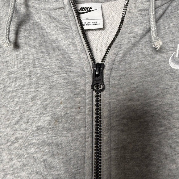 Nike Sportswear Club Fleece Full-Zip Hoodie - Picture 4 of 9